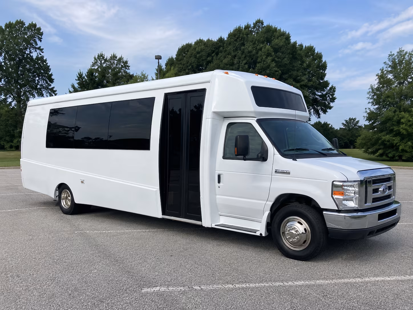 bartlett 18 passenger party bus