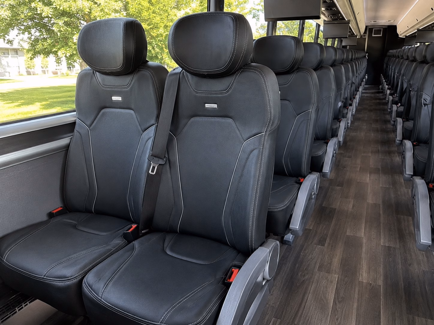 hit every stop on your wedding day timeline with one reliable bus