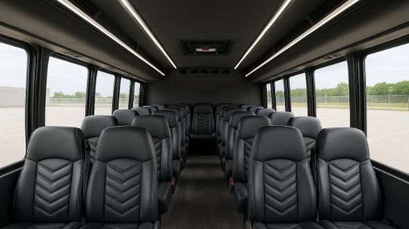 jackson 28 passenger minibus